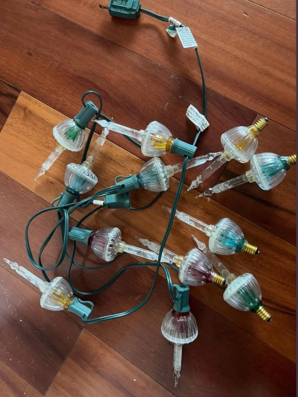 Vintage Bubble Lights String with 7 bulbs and 5 replacements